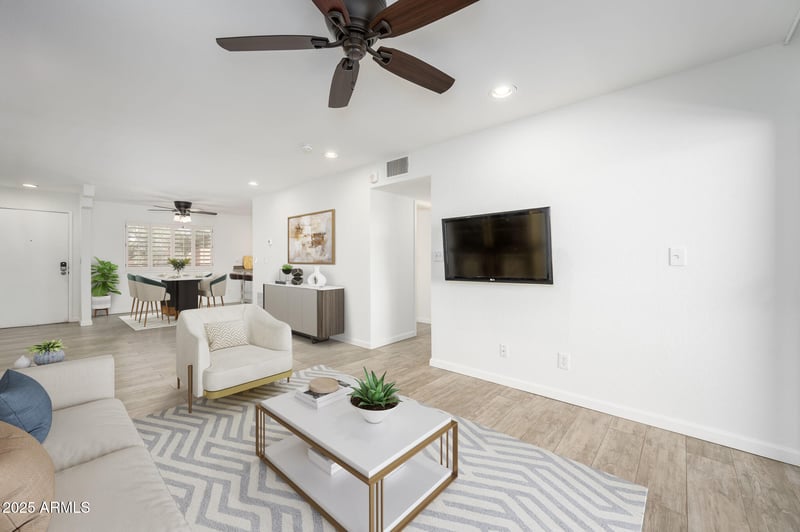12212 Paradise Village Pw #428, Phoenix, AZ 85032