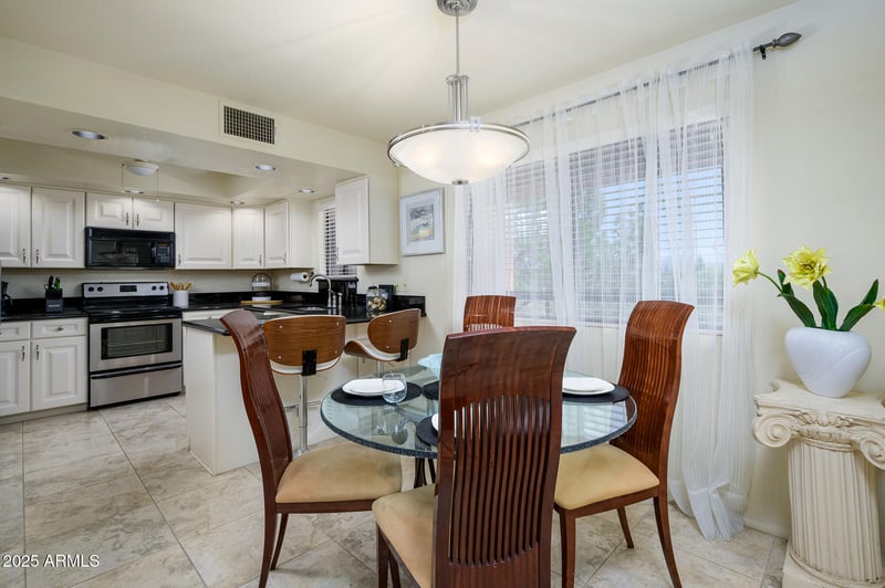 12212 Paradise Village Pw #444, Phoenix, AZ 85032