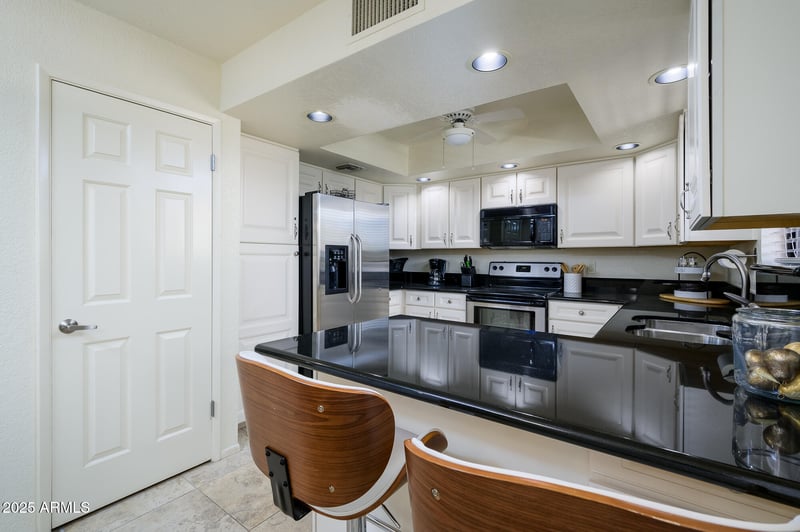 12212 Paradise Village Pw #444, Phoenix, AZ 85032