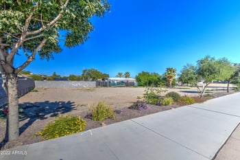12212 Thunderbird Rd #3, El Mirage, AZ 85335