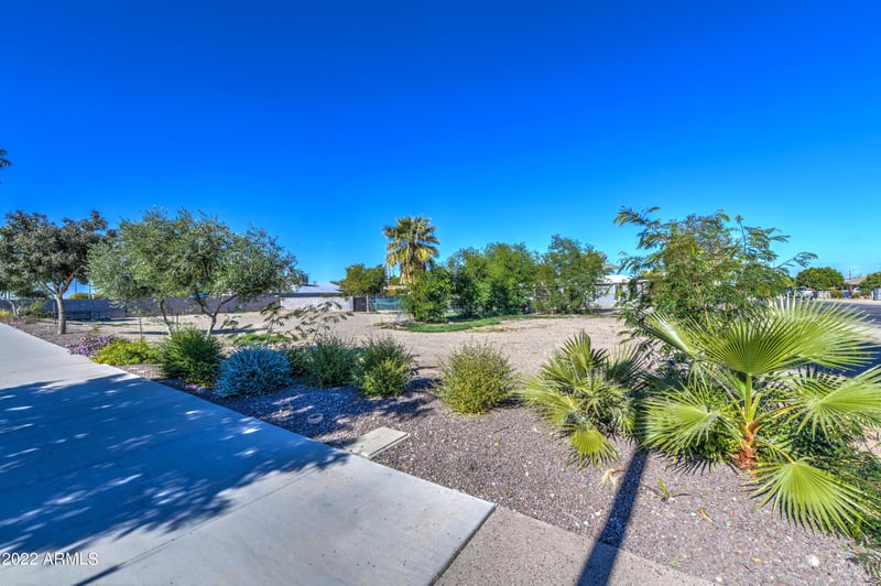 12212 Thunderbird Rd #3, El Mirage, AZ 85335