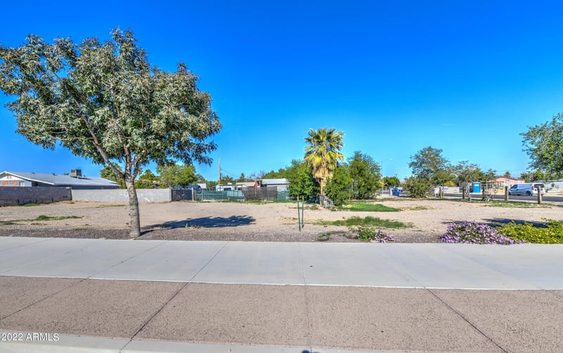 12212 Thunderbird Rd #3, El Mirage, AZ 85335