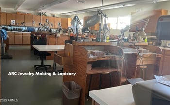 12214 Shoshoni Dr, Phoenix, AZ 85044