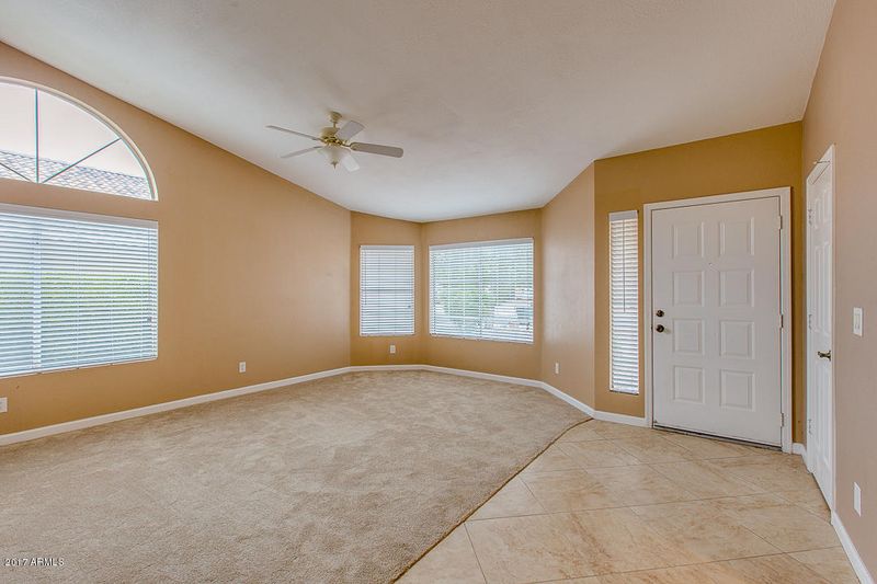 12215 S 45th St, Phoenix, AZ 85044