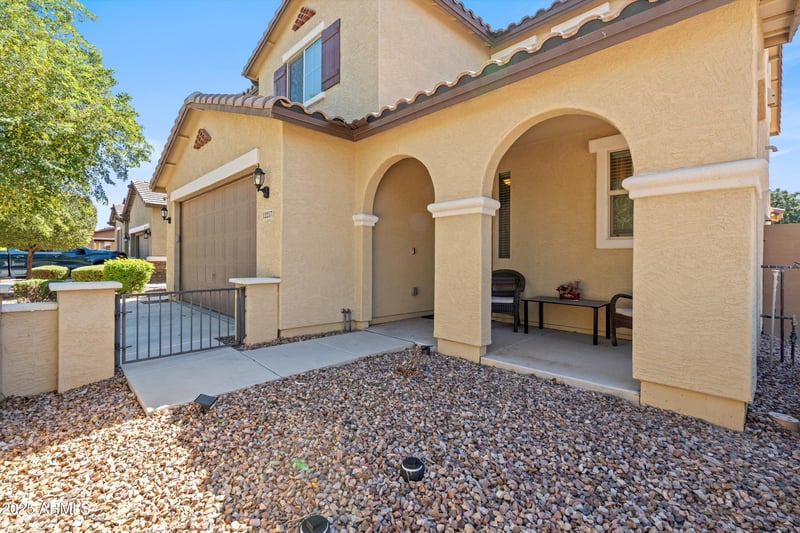 12217 Davis Ln, Avondale, AZ 85323