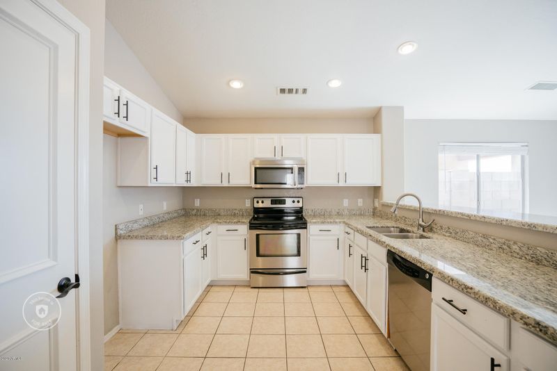 12218 N 130th Dr, El Mirage, AZ 85335