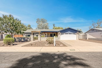 12218 50th Ave, Glendale, AZ 85304