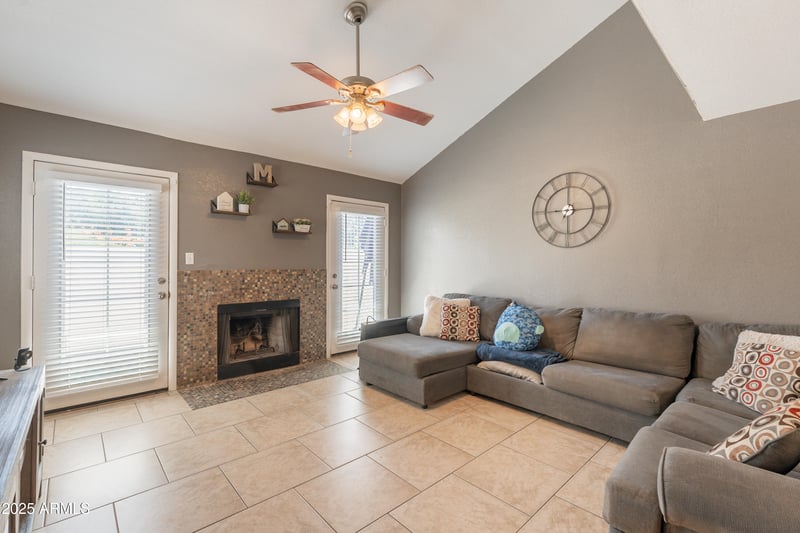 1222 Baseline Rd #113, Tempe, AZ 85283