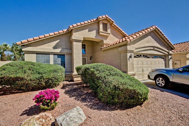 1222 E Glenhaven Dr, Phoenix, AZ 85048