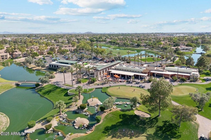 1222 Honeysuckle Ln, Chandler, AZ 85248