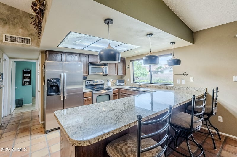 1222 Louis Way, Tempe, AZ 85284