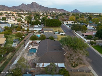 1222 Myrtle Ave, Phoenix, AZ 85020