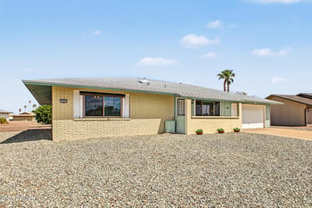 12221 N Coggins Dr, Sun City, AZ 85351