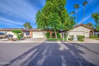 12221 Paiute St, Phoenix, AZ 85044