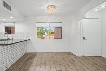12222 Paradise Village Pw #107, Phoenix, AZ 85032