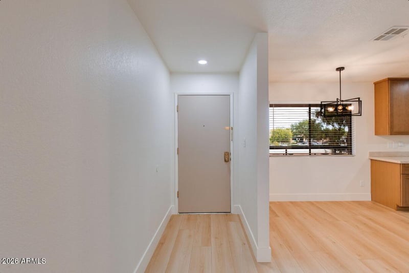 12222 N Paradise Village Pw S #247, Phoenix, AZ 85032
