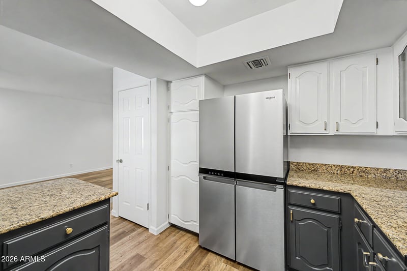 12222 Paradise Village Pw #323, Phoenix, AZ 85032