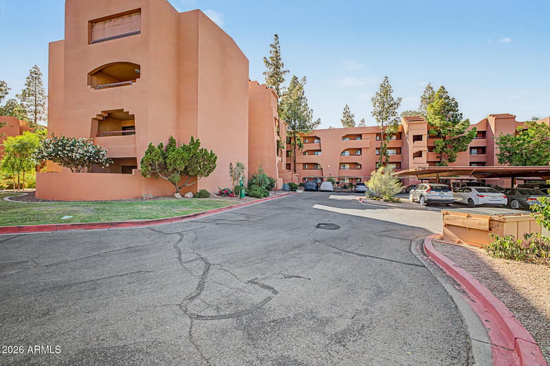12222 Paradise Village Pw #323, Phoenix, AZ 85032