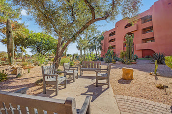 12222 Paradise Village Pw #323, Phoenix, AZ 85032