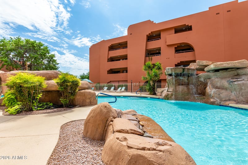 12222 Paradise Village Pw #323, Phoenix, AZ 85032