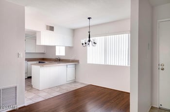 12222 Paradise Village Pw #330, Phoenix, AZ 85032