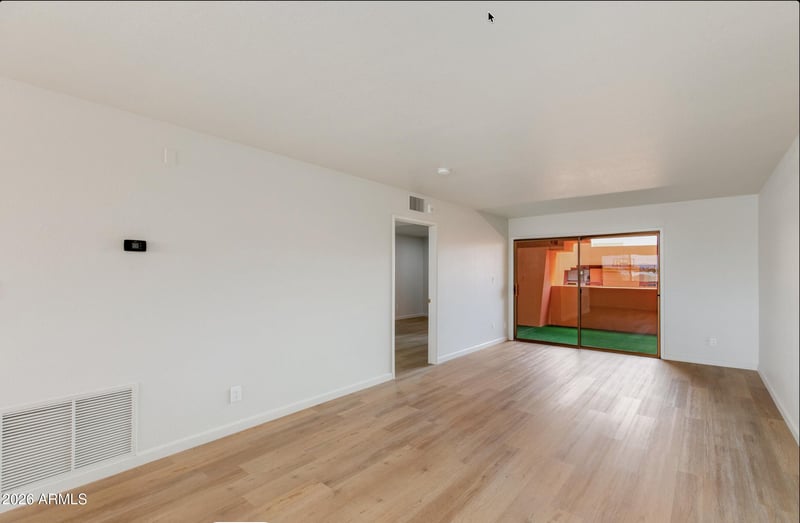 12222 N Paradise Village Pw S #440, Phoenix, AZ 85032