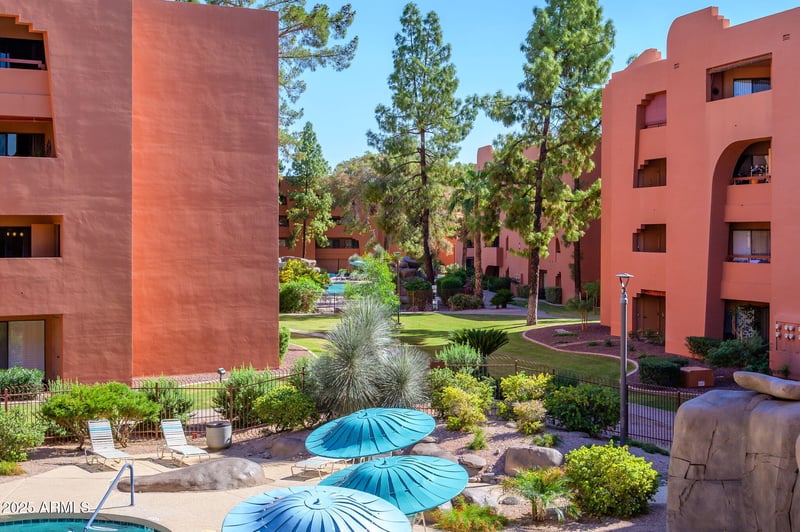 12222 Paradise Village Pw #247, Phoenix, AZ 85032