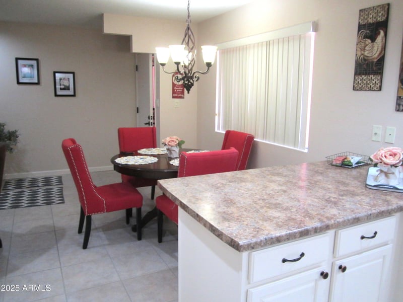12222 Paradise Village Pw #325, Phoenix, AZ 85032