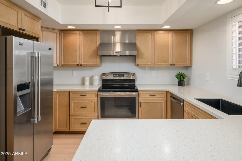 12222 Paradise Village Pw #337, Phoenix, AZ 85032