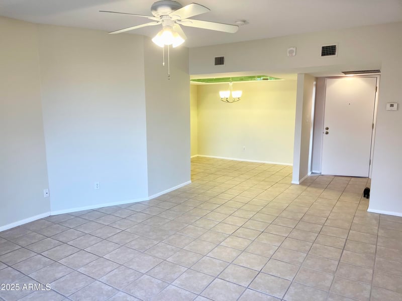 12222 Paradise Village Pw #409, Phoenix, AZ 85032
