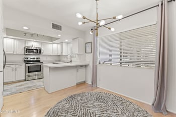 12222 Paradise Village Pw #423, Phoenix, AZ 85032