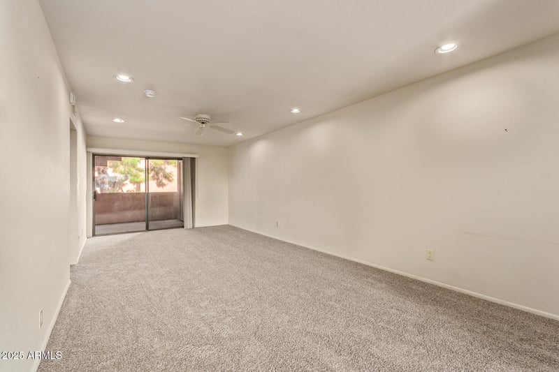 12222 Paradise Village Pw #429, Phoenix, AZ 85032