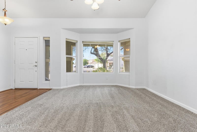 12223 N 60th Ln, Glendale, AZ 85304