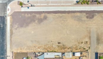 12224 Thunderbird Rd #17, El Mirage, AZ 85335