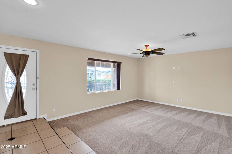 12225 47th Dr, Glendale, AZ 85304
