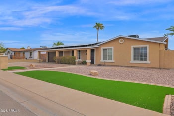 12225 47th Dr, Glendale, AZ 85304