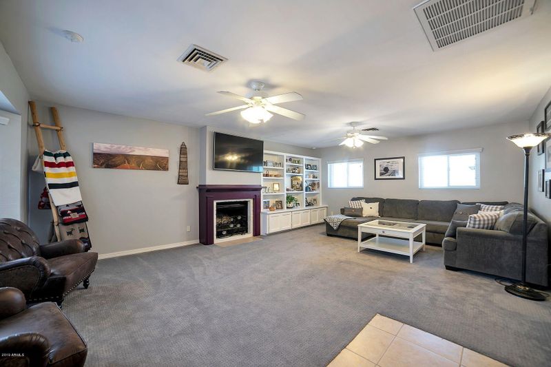 12228 N 38th Pl, Phoenix, AZ 85032