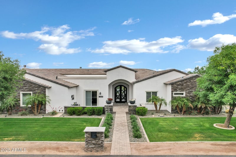 12228 Wood Dr, Chandler, AZ 85249