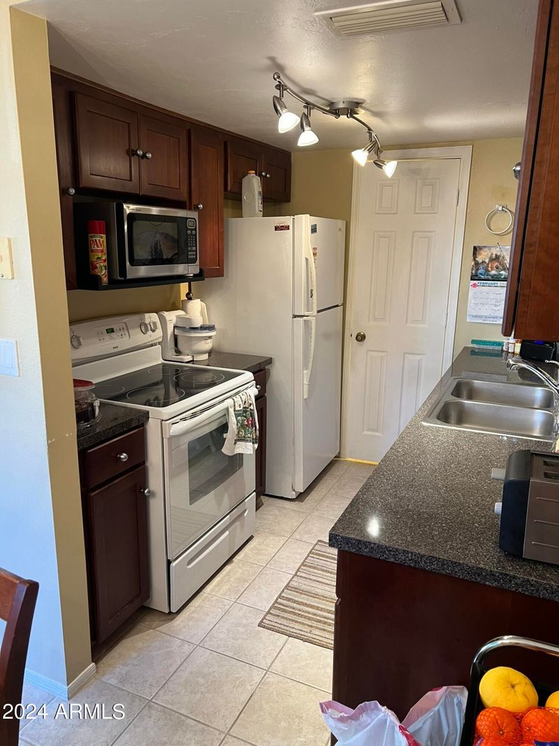 1223 E Townley Ave, Phoenix, AZ 85020