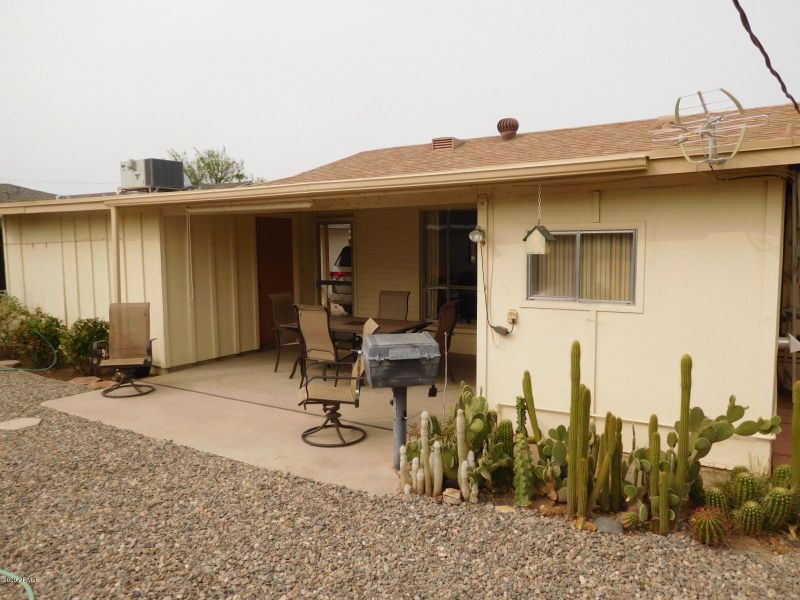 12231 N Thunderbird Rd, Sun City, AZ 85351