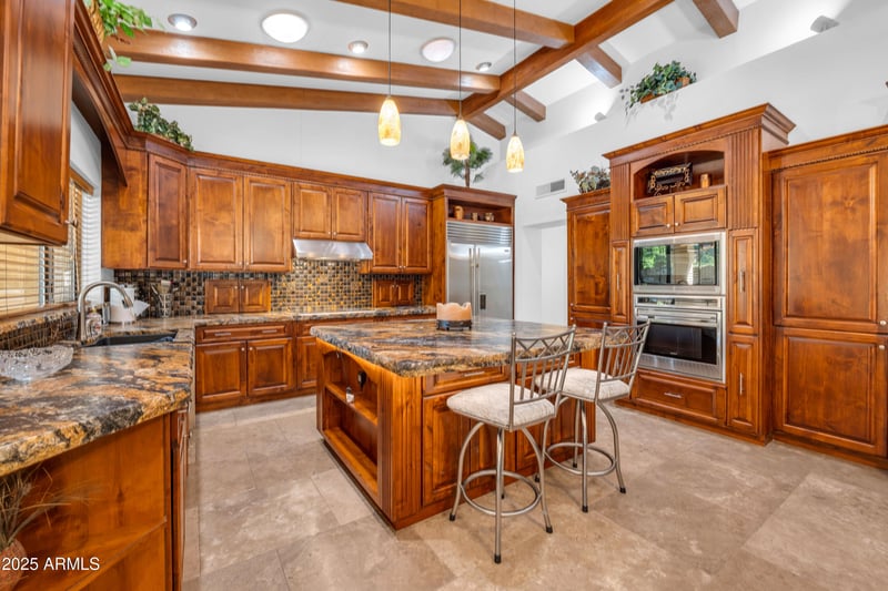 12234 Yaki Ct, Phoenix, AZ 85044