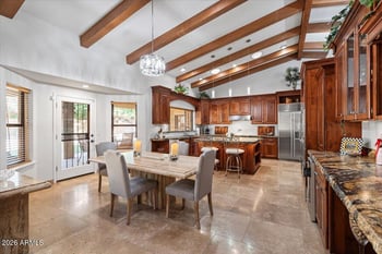 12234 Yaki Ct, Phoenix, AZ 85044