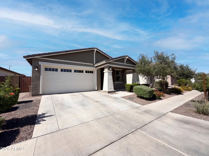 1224 E Glass Ln, Phoenix, AZ 85042