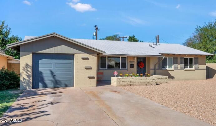 12244 N 25th Ave, Phoenix, AZ 85029