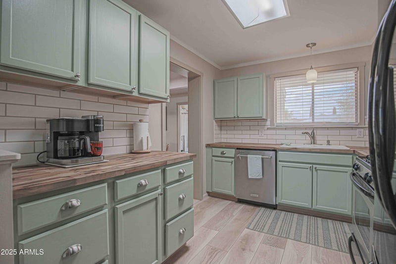 12244 Saint Andrew Dr, Sun City, AZ 85351