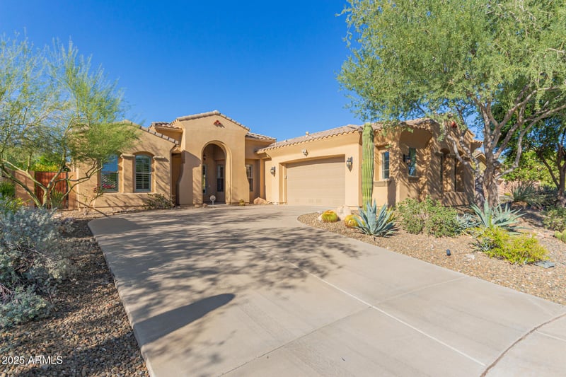 12246 Blackstone Ct, Peoria, AZ 85383