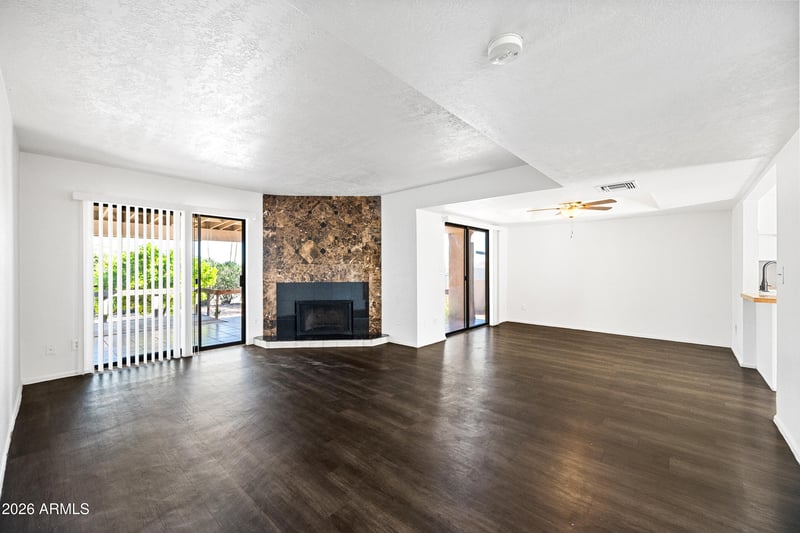 12247 Fountain Hills Blvd, Fountain Hills, AZ 85268
