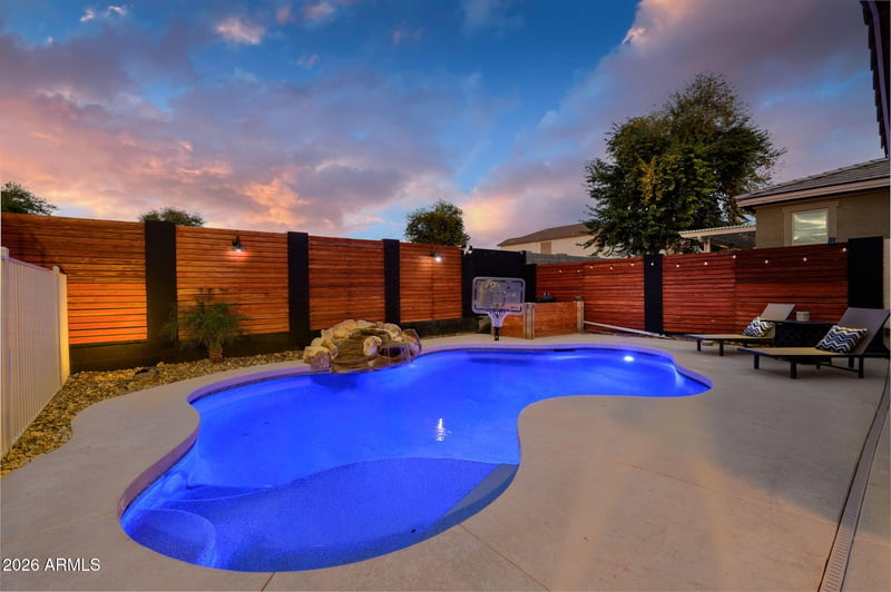 12248 W Country Club Ct, Sun City, AZ 85373
