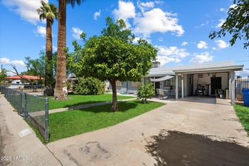 1225 33rd St, Phoenix, AZ 85008