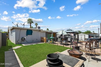 1225 33rd St, Phoenix, AZ 85008